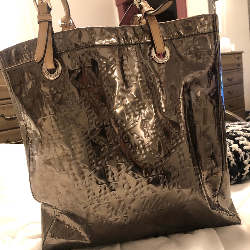 MK purse